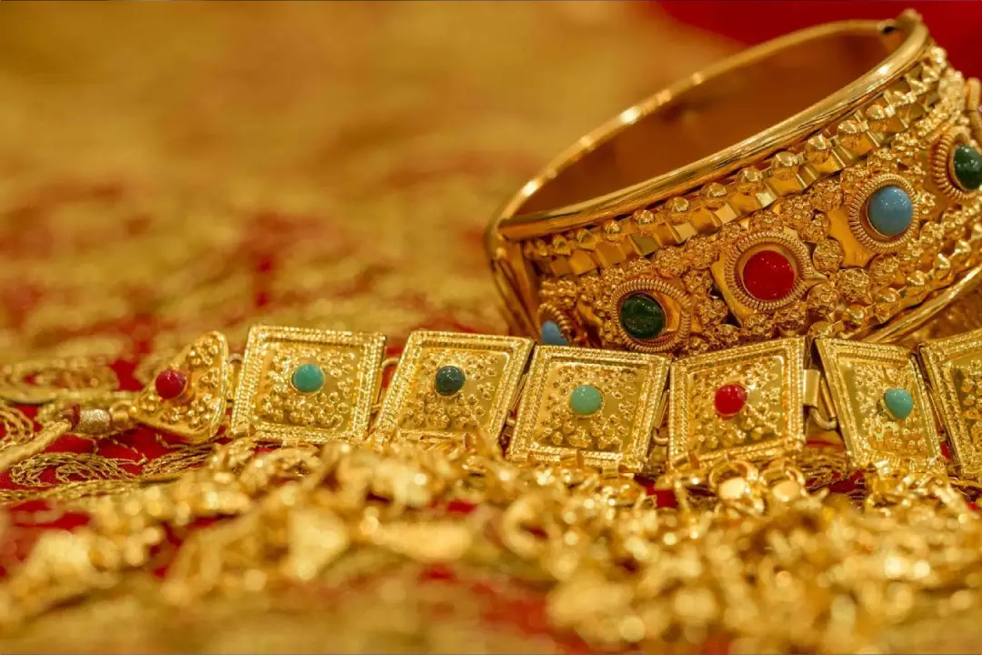 Why Pre-Owned Gold Jewellery Is Booming in 2025